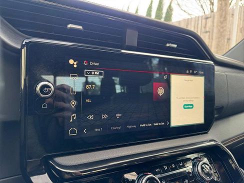 Used 2023 GMC Sierra 1500 AT4 w/ Technology Package AWD/4WD image 30