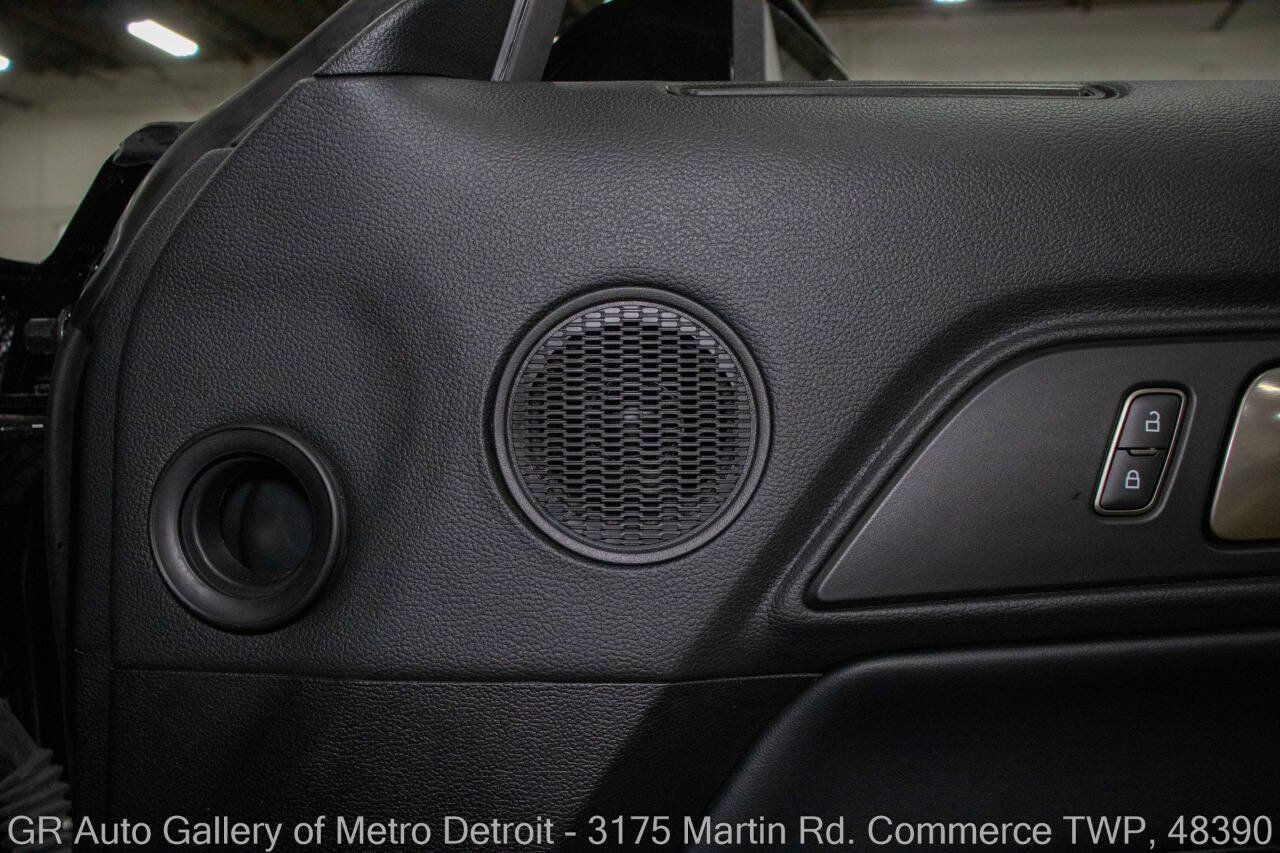 Used 2020 Ford Mustang Shelby GT500 w/ Carbon Fiber Track Pack RWD image 33