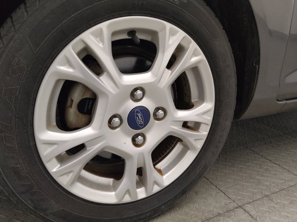 Used 2016 Ford Fiesta SE FWD image 31