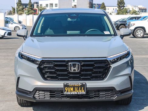 Used 2026 Honda CR-V EX image 2