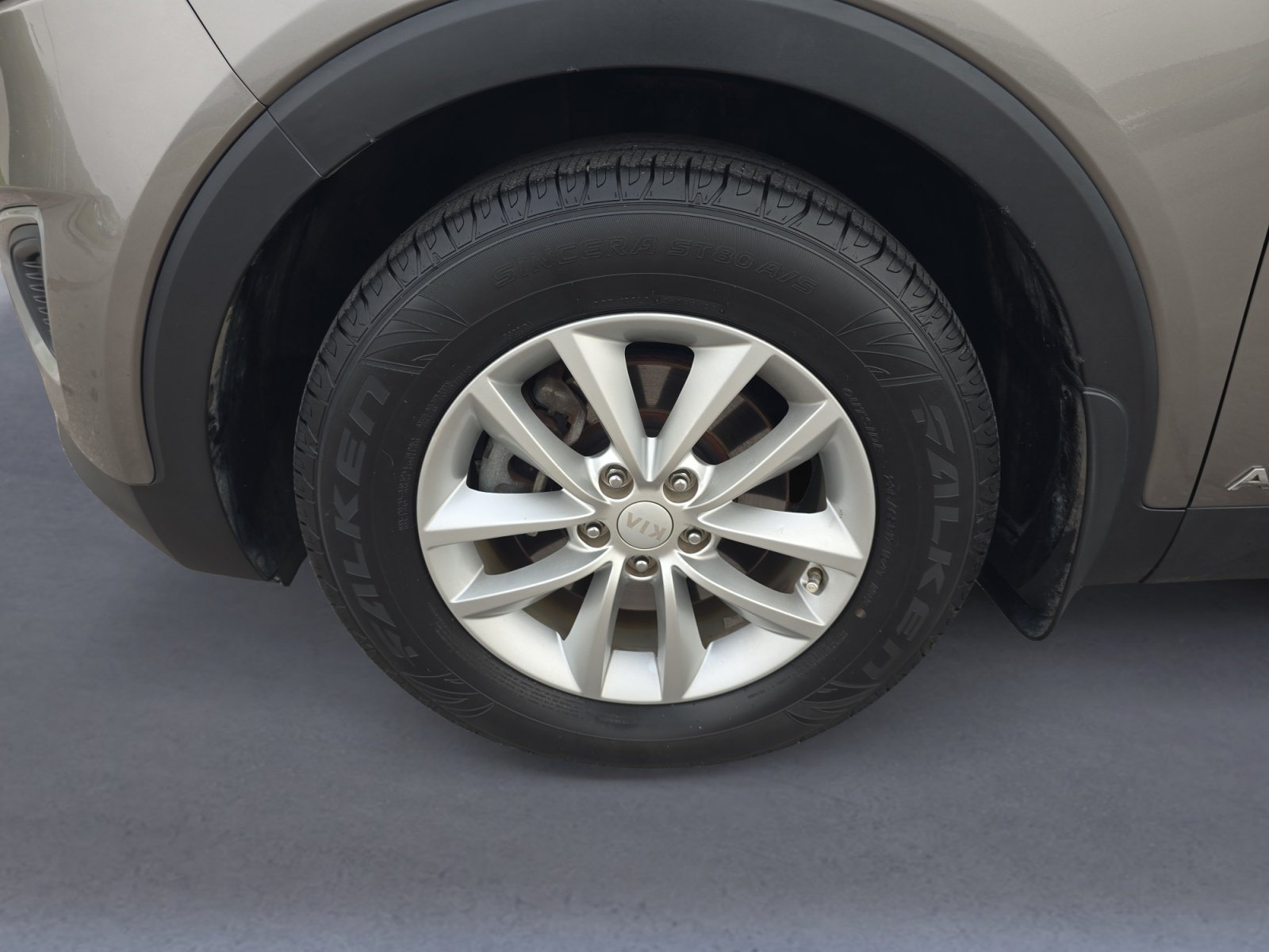Used 2018 Kia Sorento AWD image 10