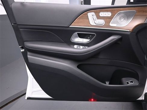 New 2026 Mercedes-Benz GLS 450 4MATIC image 20