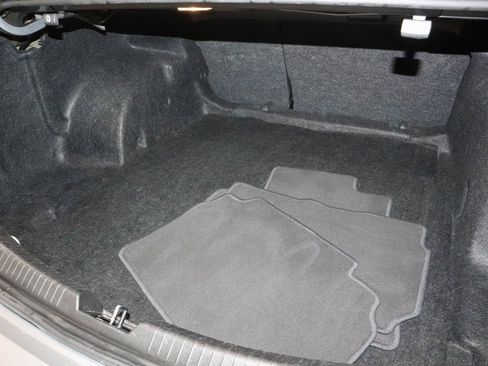 Used 2024 Chevrolet Malibu LT image 13