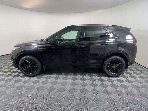 Certified 2024 Land Rover Discovery Sport Dynamic SE image 3