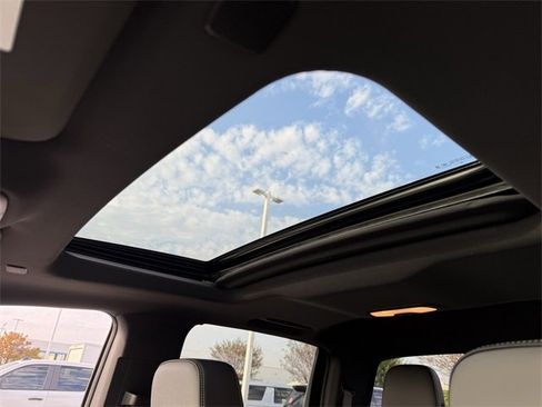 New 2026 Chevrolet Colorado ZR2 w/ Technology Package image 25