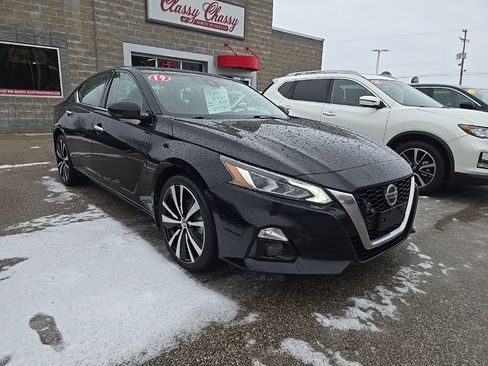 Used 2019 Nissan Altima 2.5 Platinum image 1