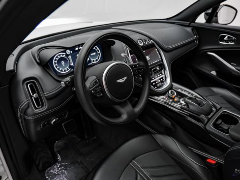 Used 2023 Aston Martin DBX 707 image 33