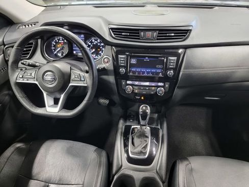 Used 2019 Nissan Rogue SL w/ Premium Package AWD/4WD image 29