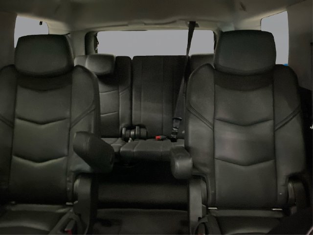 Used 2015 Cadillac Escalade Premium AWD/4WD image 21