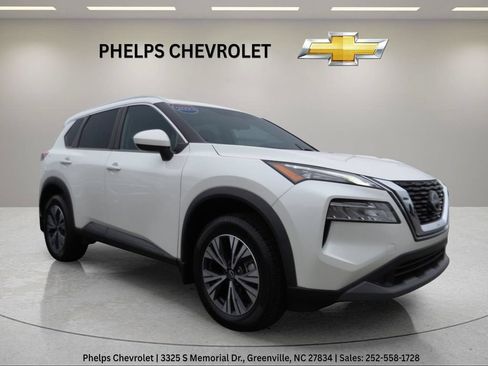Used 2023 Nissan Rogue SV w/ SV Premium B Package FWD image 3