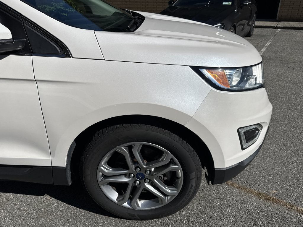 Used 2017 Ford Edge Titanium w/ Equipment Group 301A AWD/4WD image 7