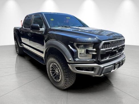 Used 2017 Ford F150 Raptor w/ Equipment Group 802A Luxury AWD/4WD image 2