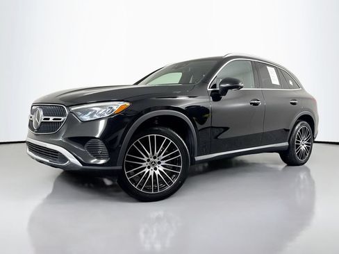 Used 2023 Mercedes-Benz GLC 300 w/ Exclusive Trim Package image 1