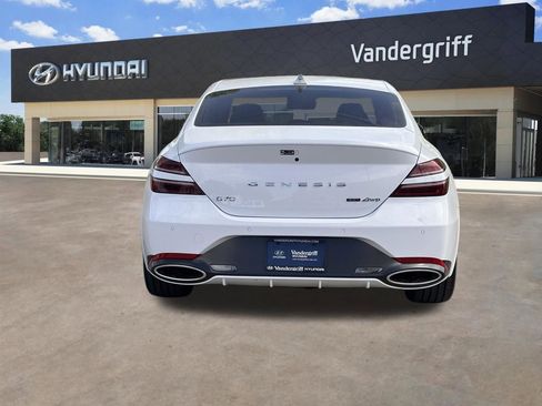 Used 2026 Genesis G70 3.3T Sport Prestige image 9