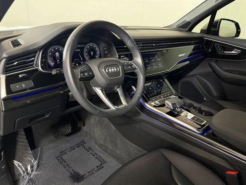 Used 2023 Audi Q7 2.0T Premium Plus w/ Premium Plus Package AWD/4WD image 4