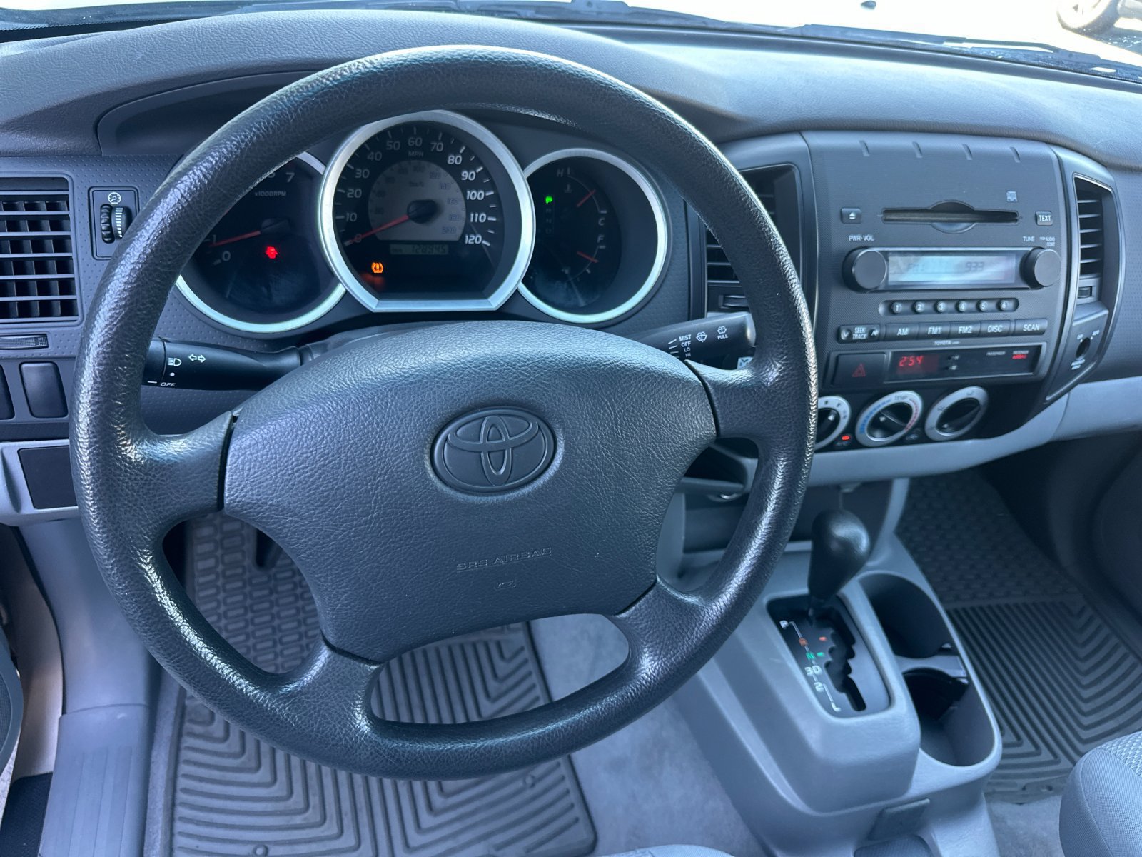 Used 2006 Toyota Tacoma 2WD Regular Cab w/ Enhancement Pkg image 12