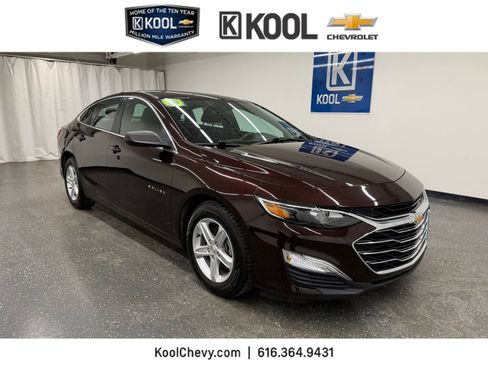 Used 2020 Chevrolet Malibu LS image 1