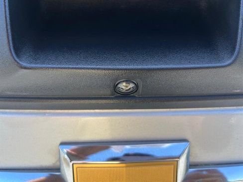 Used 2018 Chevrolet Colorado W/T w/ WT Convenience Package RWD image 10