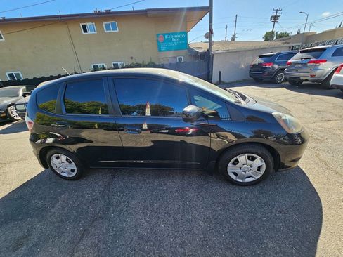 Used 2012 Honda Fit image 4