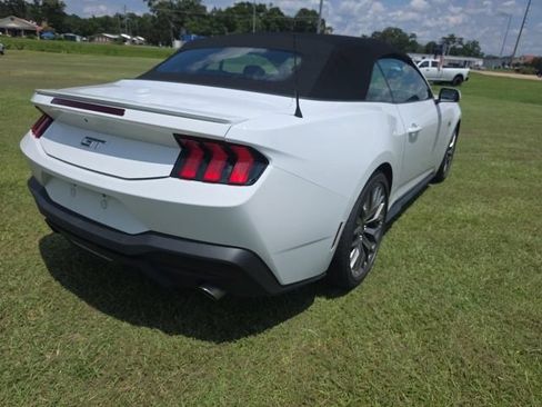 Used 2024 Ford Mustang GT Premium RWD image 8