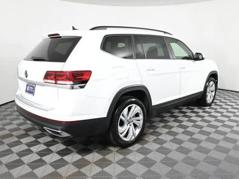 Used 2022 Volkswagen Atlas SE w/ Panoramic Sunroof Package image 9