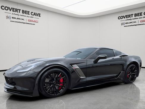 Used 2016 Chevrolet Corvette Z06 w/ Z07 Performance Package image 3