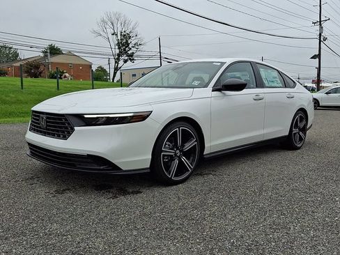 Certified 2026 Honda Accord SE image 3