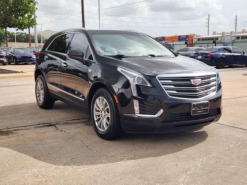 Used 2019 Cadillac XT5 Luxury FWD image 4