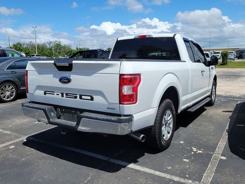 Used 2018 Ford F150 XLT w/ Equipment Group 301A Mid image 5
