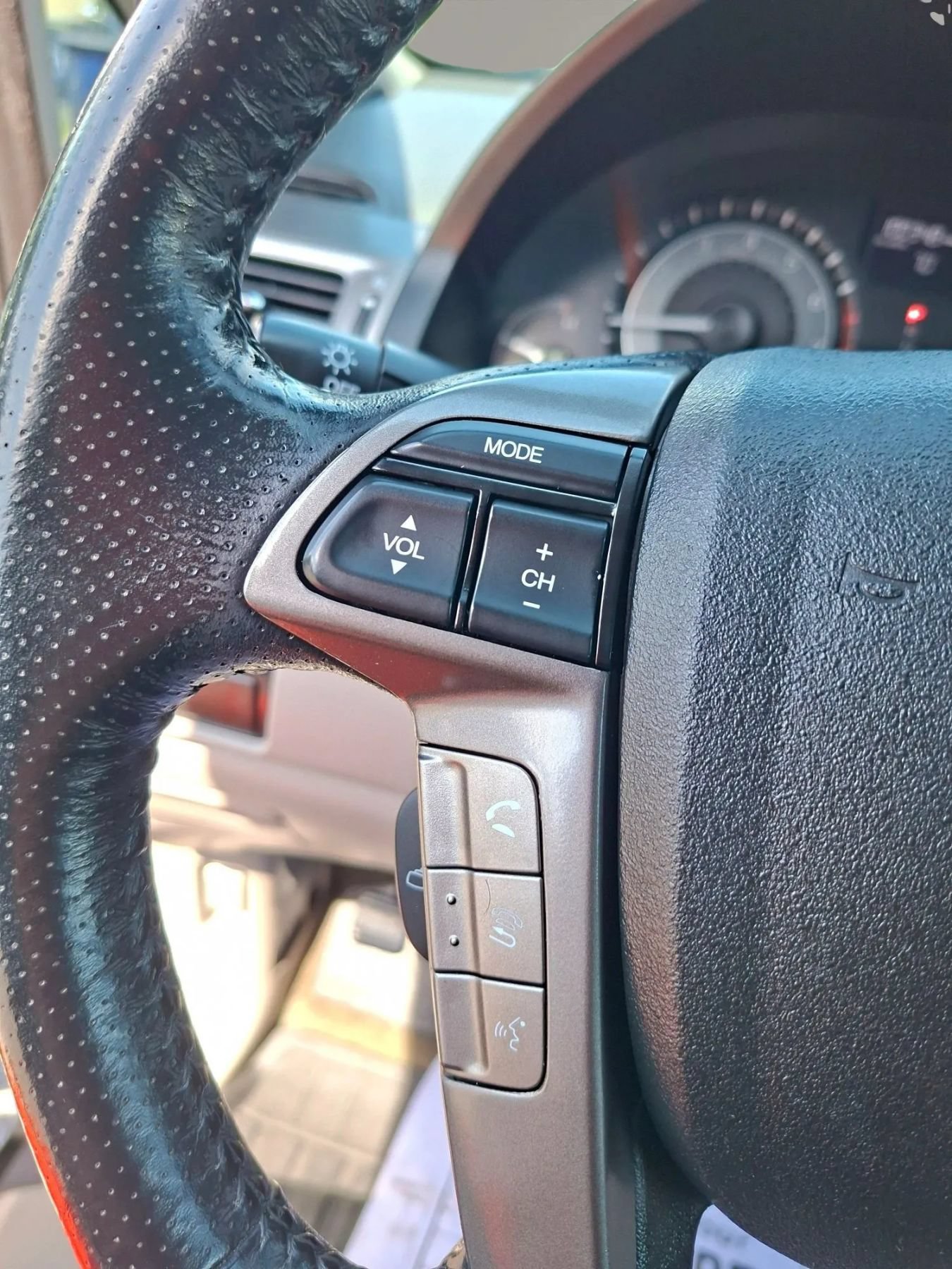 Used 2016 Honda Odyssey EX-L image 24