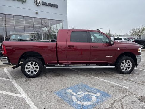 Used 2024 RAM 2500 Laramie w/ Sport Appearance Package image 31