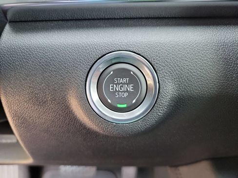 Used 2026 GMC Terrain Elevation w/ Elevation Premium Package FWD image 17
