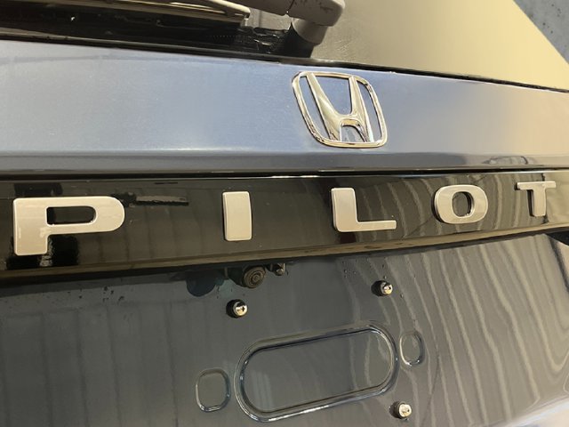 New 2026 Honda Pilot Touring image 7