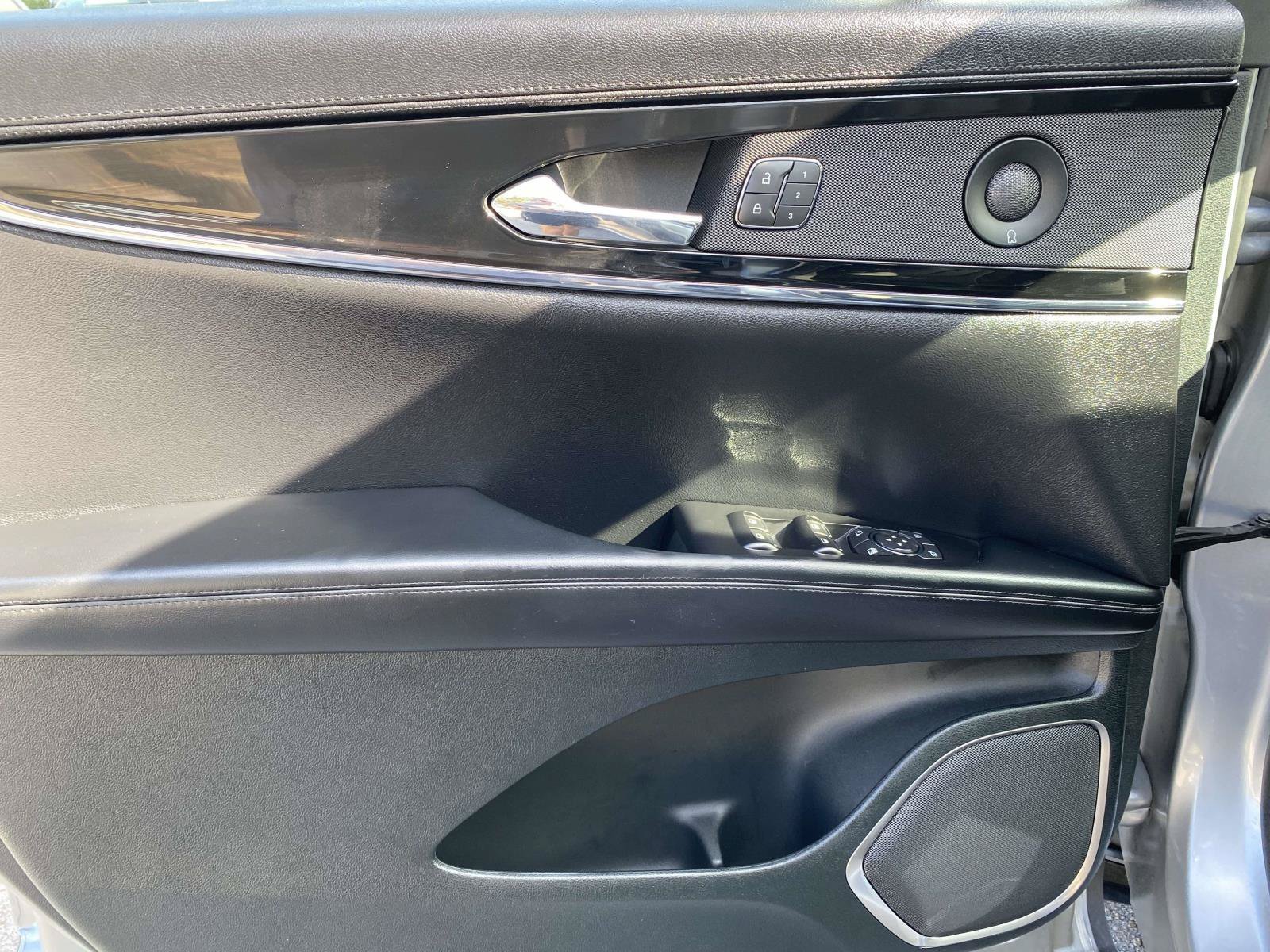 Certified 2022 Lincoln Nautilus Reserve w/ Equipment Group 201A AWD/4WD image 18