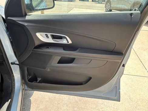 Used 2015 Chevrolet Equinox LT w/ Driver Convenience Package FWD image 16