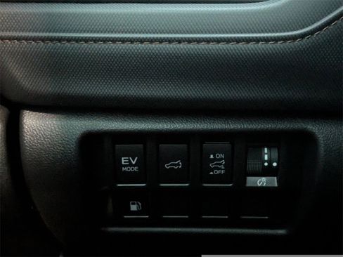 New 2025 Subaru Forester Touring image 28