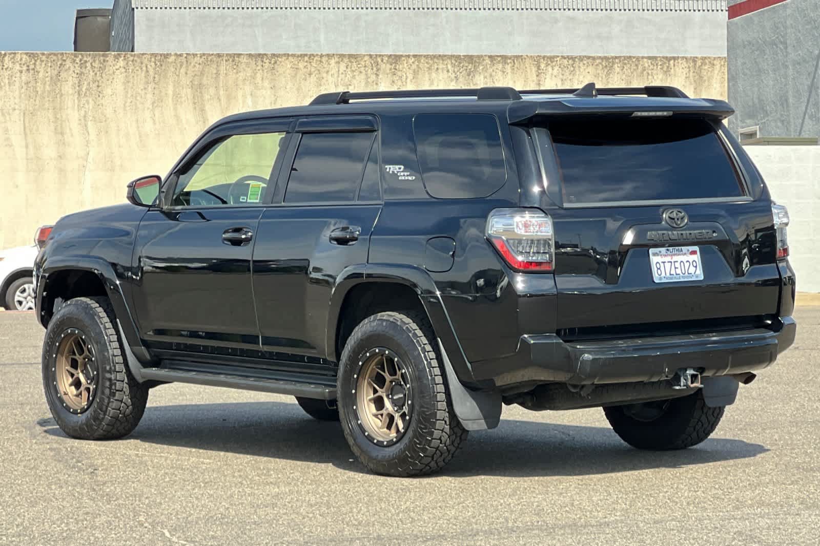 Used 2021 Toyota 4Runner TRD Off-Road AWD/4WD image 7