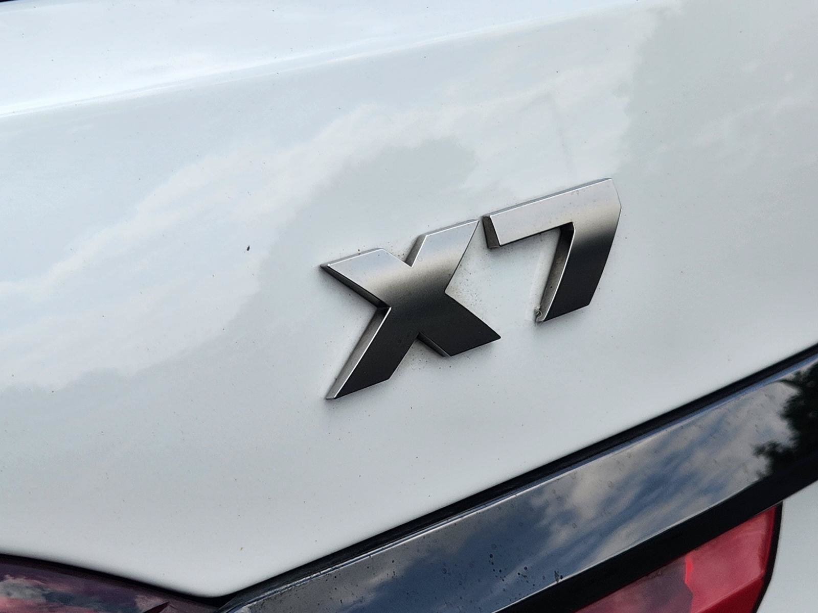 Used 2022 BMW X7 M50i w/ Executive Package AWD/4WD image 13