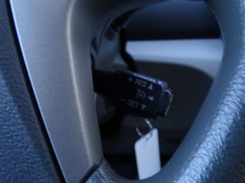 Used 2009 Toyota Camry LE image 29