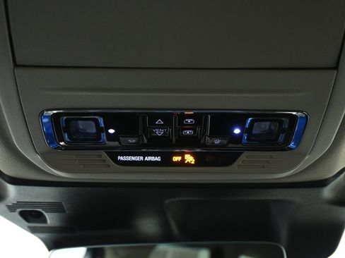 Used 2024 Lincoln Corsair AWD w/ Equipment Group 101A image 20