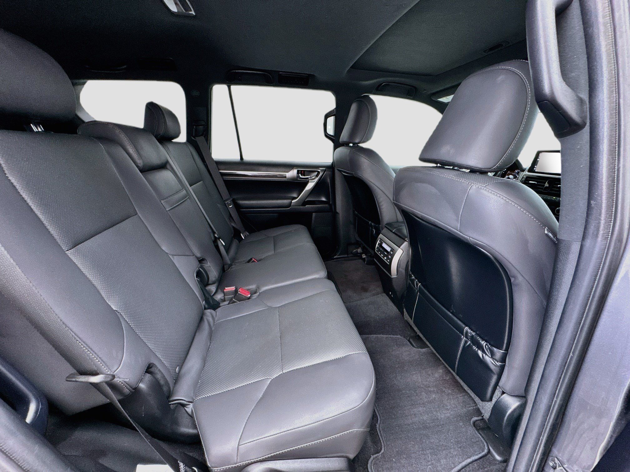 Used 2023 Lexus GX 460 Premium w/ Premium Package AWD/4WD image 19