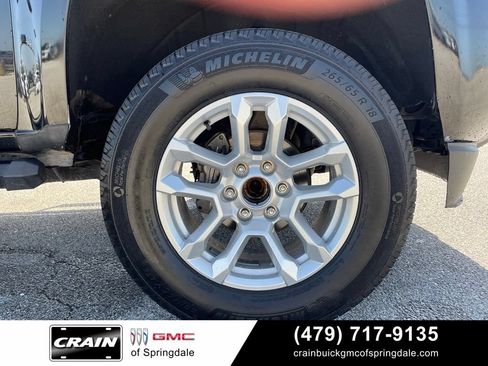 Used 2020 Chevrolet Colorado W/T w/ Custom Special Edition RWD image 30