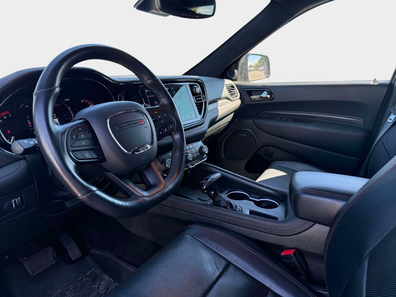 Used 2022 Dodge Durango R/T w/ Tow 'N Go Package AWD/4WD image 9