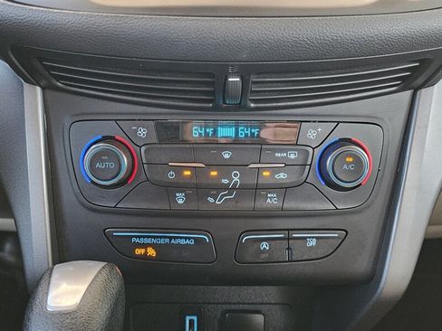 Used 2017 Ford Escape SE w/ Equipment Group 201A AWD/4WD image 45