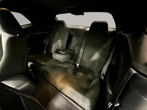 Used 2016 Dodge Challenger R/T w/ Sound Group RWD image 17