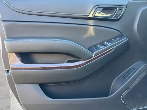 Used 2019 GMC Yukon SLT image 23