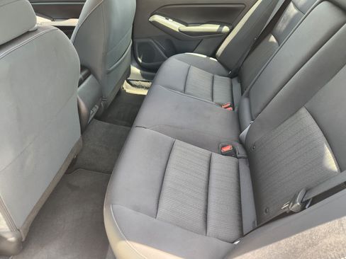 Used 2025 Nissan Altima 2.5 SV FWD image 29
