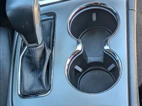 Used 2021 Jeep Grand Cherokee Laredo X image 15