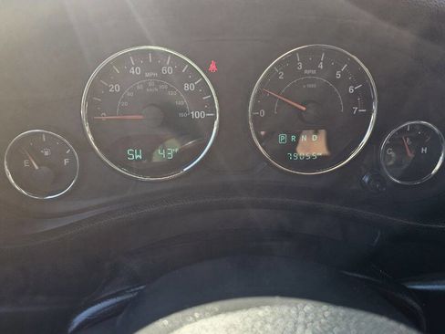 Used 2016 Jeep Wrangler Unlimited Sport image 7