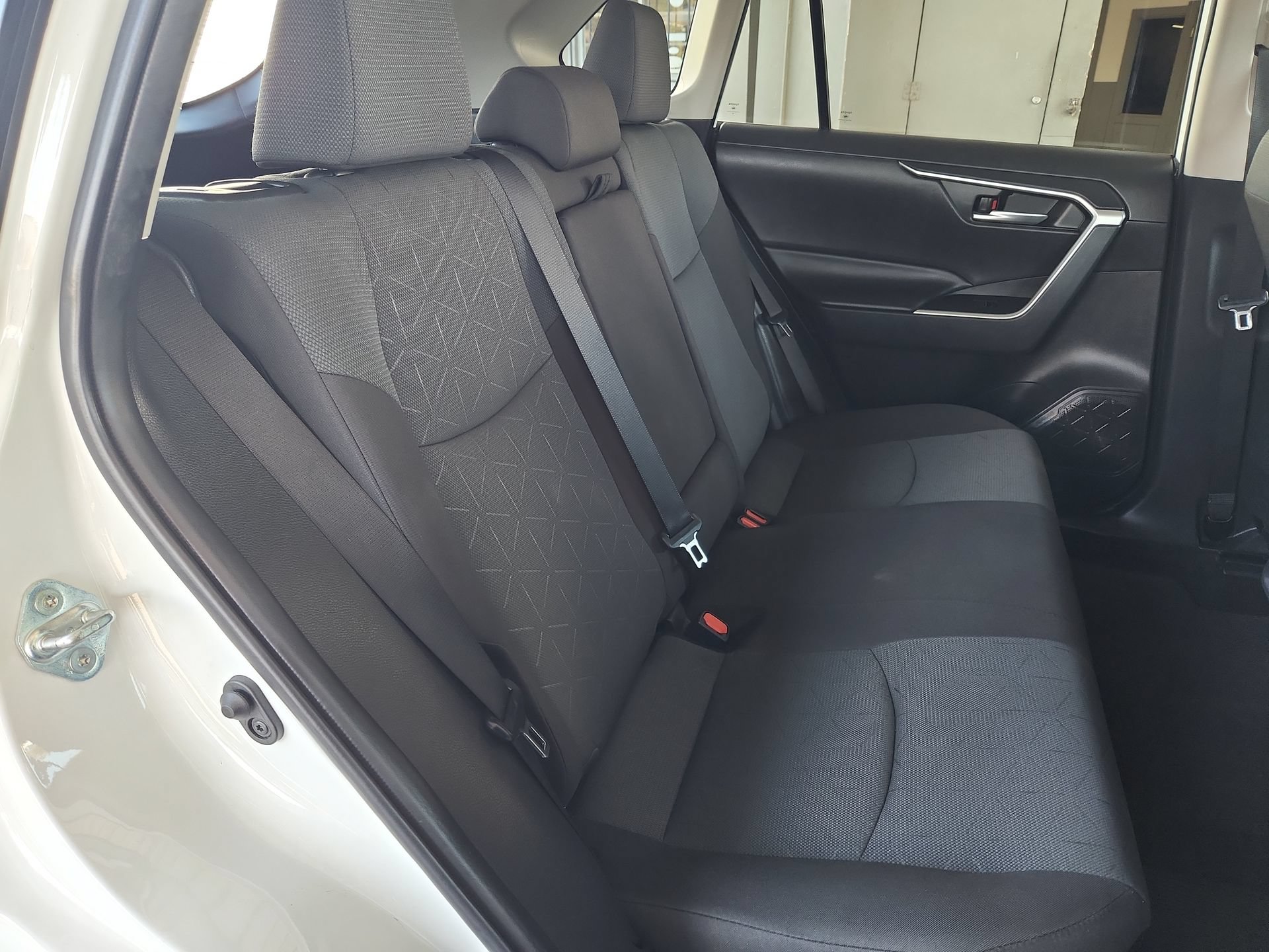 Used 2024 Toyota RAV4 XLE w/ Convenience Package AWD/4WD image 27